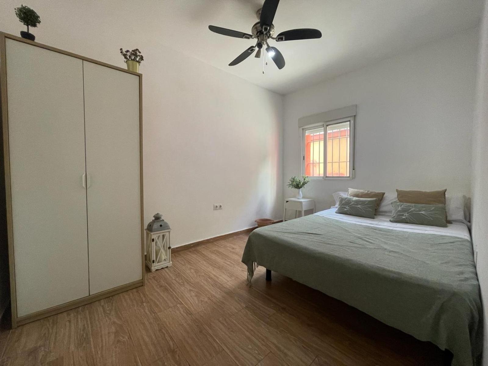 סביליה Triana Roomable מראה חיצוני תמונה
